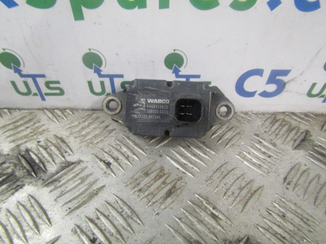 DAF LF 220 EURO 6 WABCO SENSOR P/NO 4460650810 - Електричен систем за Камион: слика 1 DAF LF 220 EURO 6 WABCO SENSOR P/NO 4460650810 - Електричен систем за Камион: слика 1