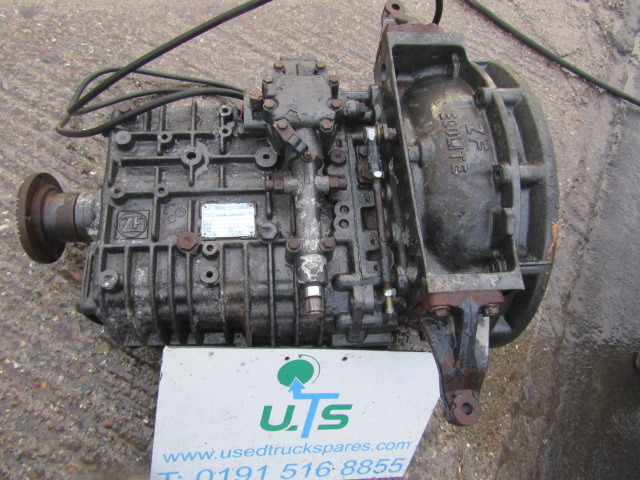 MAN LE 220 6 SPEED ZF GEARBOX 65 850 - Менувач за Камион: слика 2 MAN LE 220 6 SPEED ZF GEARBOX 65 850 - Менувач за Камион: слика 2