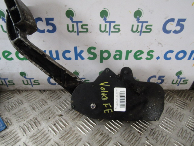 VOLVO FE THROTTLE PEDAL CONTROL UNIT P/NO 7421059642 - Единица за контрола за Камион: слика 1 VOLVO FE THROTTLE PEDAL CONTROL UNIT P/NO 7421059642 - Единица за контрола за Камион: слика 1