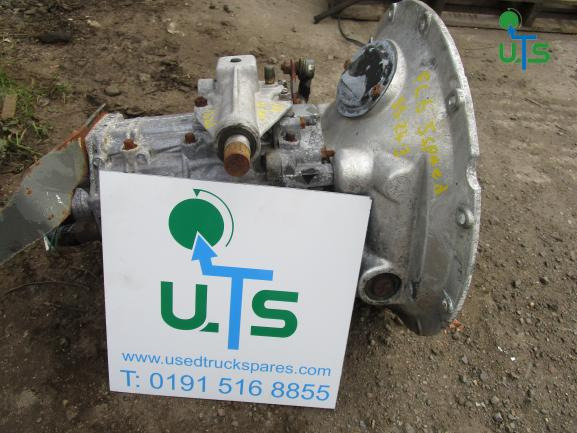 VOLVO FL6 ZF S5-24-3 5 SPEED GEARBOX - Менувач за Камион: слика 1 VOLVO FL6 ZF S5-24-3 5 SPEED GEARBOX - Менувач за Камион: слика 1