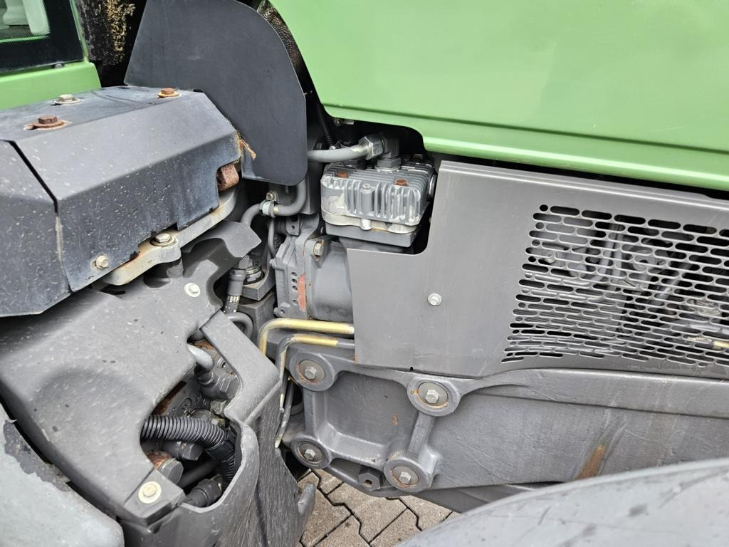 Fendt 411 VARIO TMS - Трактор: слика 2 Fendt 411 VARIO TMS - Трактор: слика 2