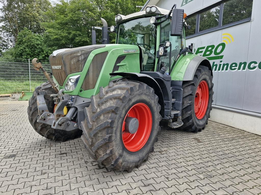 Fendt 826 VARIO PROFI PLUS - Трактор: слика 1 Fendt 826 VARIO PROFI PLUS - Трактор: слика 1