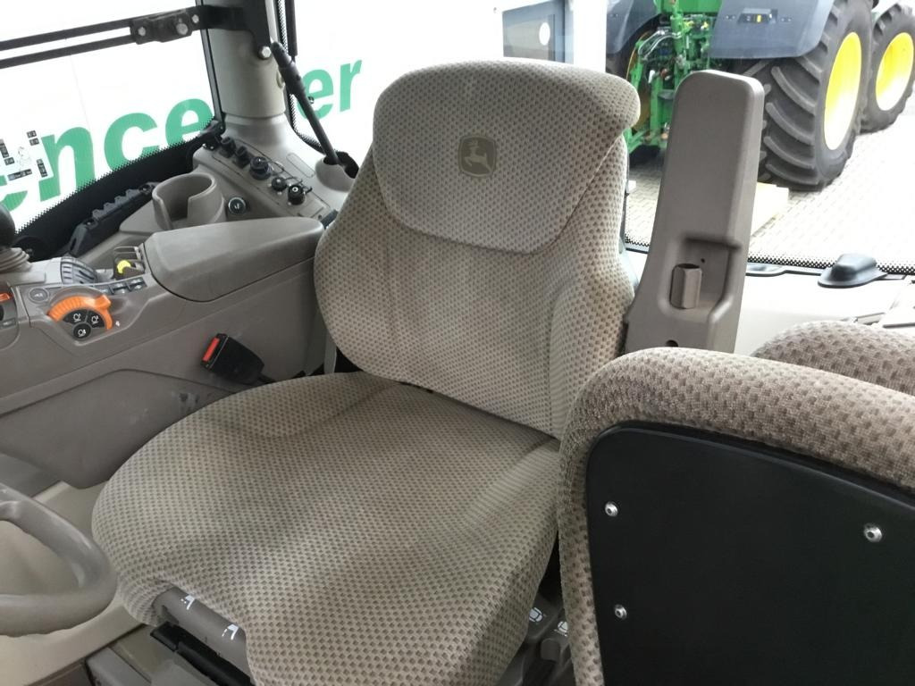 Трактор John Deere 6250R: слика 19 Трактор John Deere 6250R: слика 19