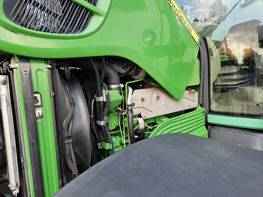 John Deere 6630 Premium - Трактор: слика 5 John Deere 6630 Premium - Трактор: слика 5