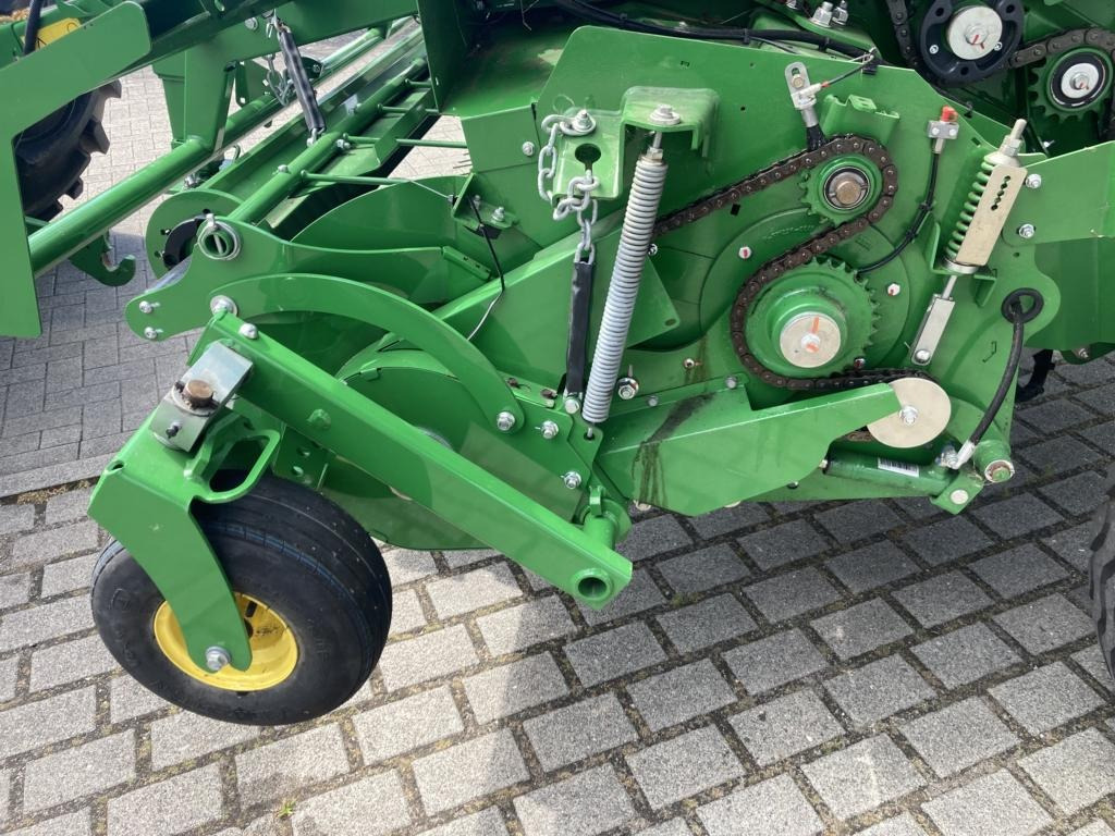 John Deere V461M - PAKET FÜR RUNDBALLENPR - Обмотувач на бали: слика 4 John Deere V461M - PAKET FÜR RUNDBALLENPR - Обмотувач на бали: слика 4