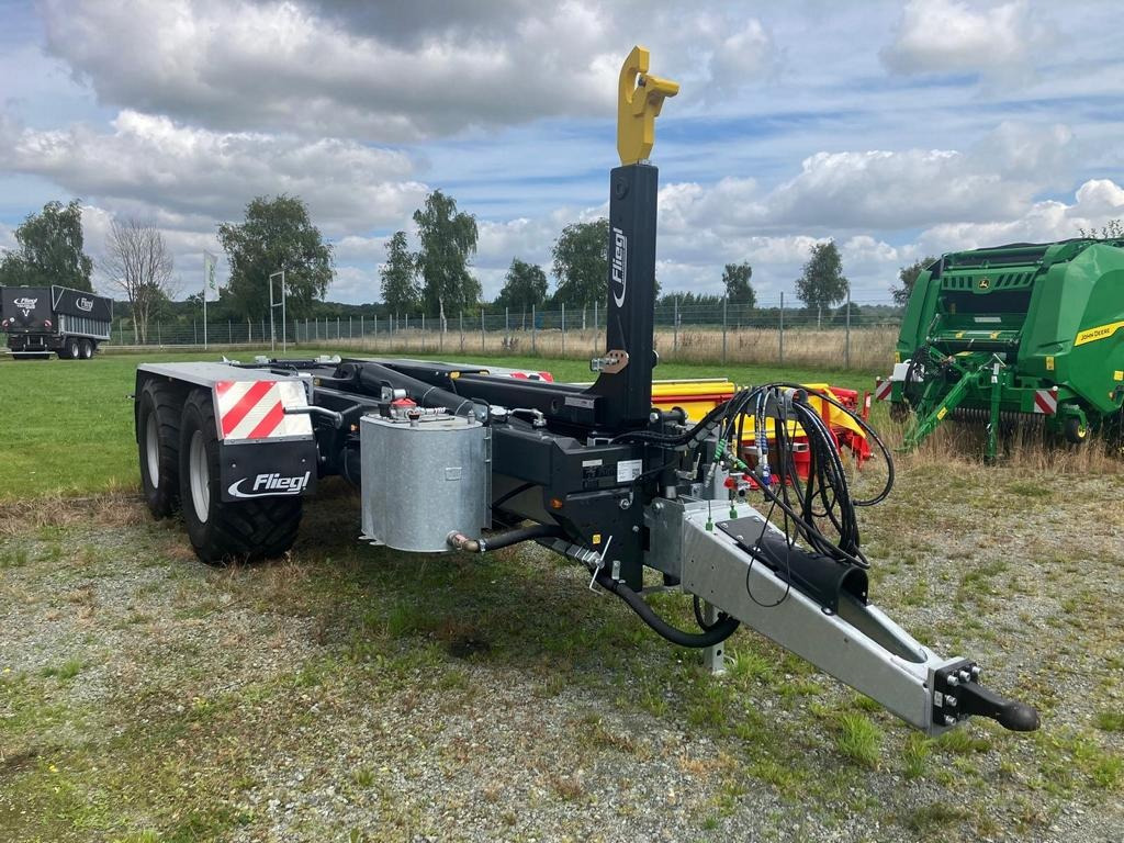 Fliegl HKL 22 - Приколка: слика 1 Fliegl HKL 22 - Приколка: слика 1