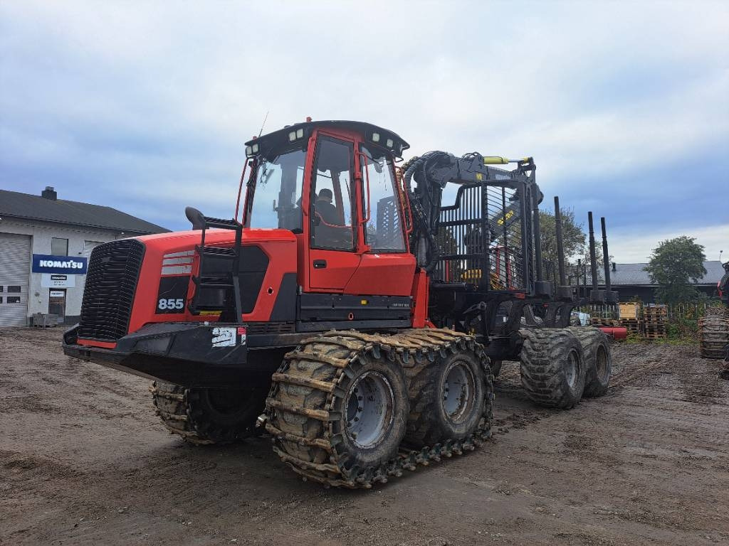 Komatsu 855  - Пренесувач на стебла: слика 1 Komatsu 855  - Пренесувач на стебла: слика 1
