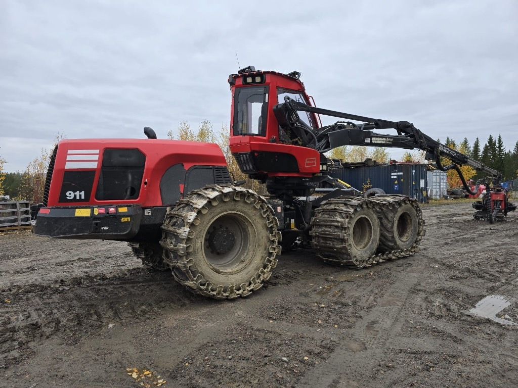 Komatsu 911.7 - Шумски жнеач: слика 1 Komatsu 911.7 - Шумски жнеач: слика 1