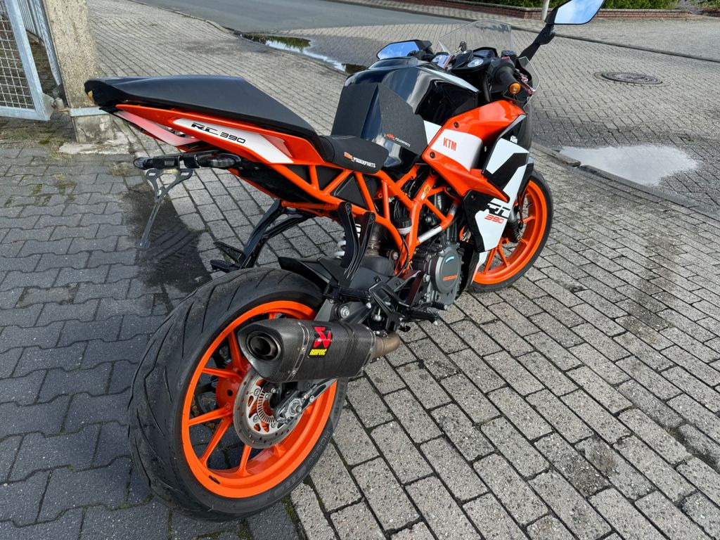 KTM RC 390 Acrapovic Unfall - Мотоцикл: слика 4 KTM RC 390 Acrapovic Unfall - Мотоцикл: слика 4