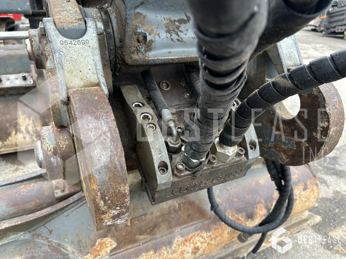 Liebherr R926 COMPACT - Багер гасеничар: слика 5 Liebherr R926 COMPACT - Багер гасеничар: слика 5