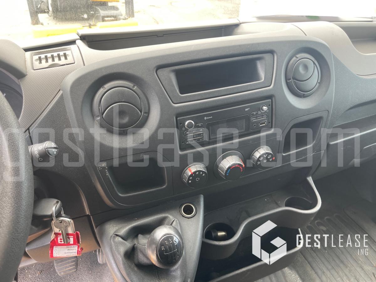 Лизинг на Renault MASTER 3 2.3 DCI 125 avec nacelle KLUBB Renault MASTER 3 2.3 DCI 125 avec nacelle KLUBB: слика 11