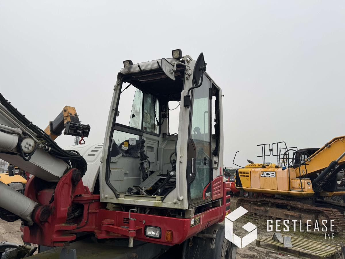 Takeuchi TB295W - Багер на тркала: слика 5 Takeuchi TB295W - Багер на тркала: слика 5