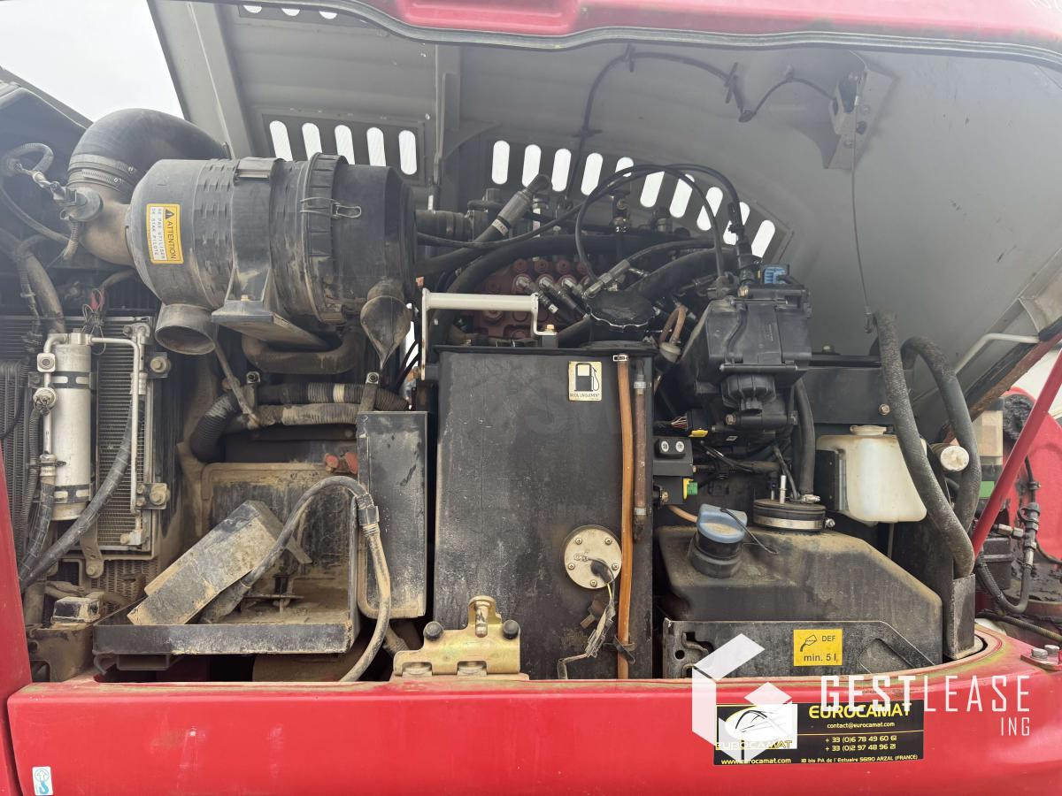 Багер на тркала Takeuchi TB295W: слика 9