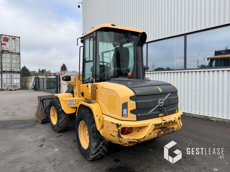 Volvo L30G - Натоварувач на тркала: слика 2 Volvo L30G - Натоварувач на тркала: слика 2