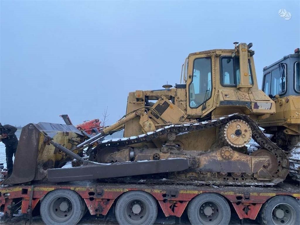 CAT D5H XL - Булдожер: слика 1 CAT D5H XL - Булдожер: слика 1