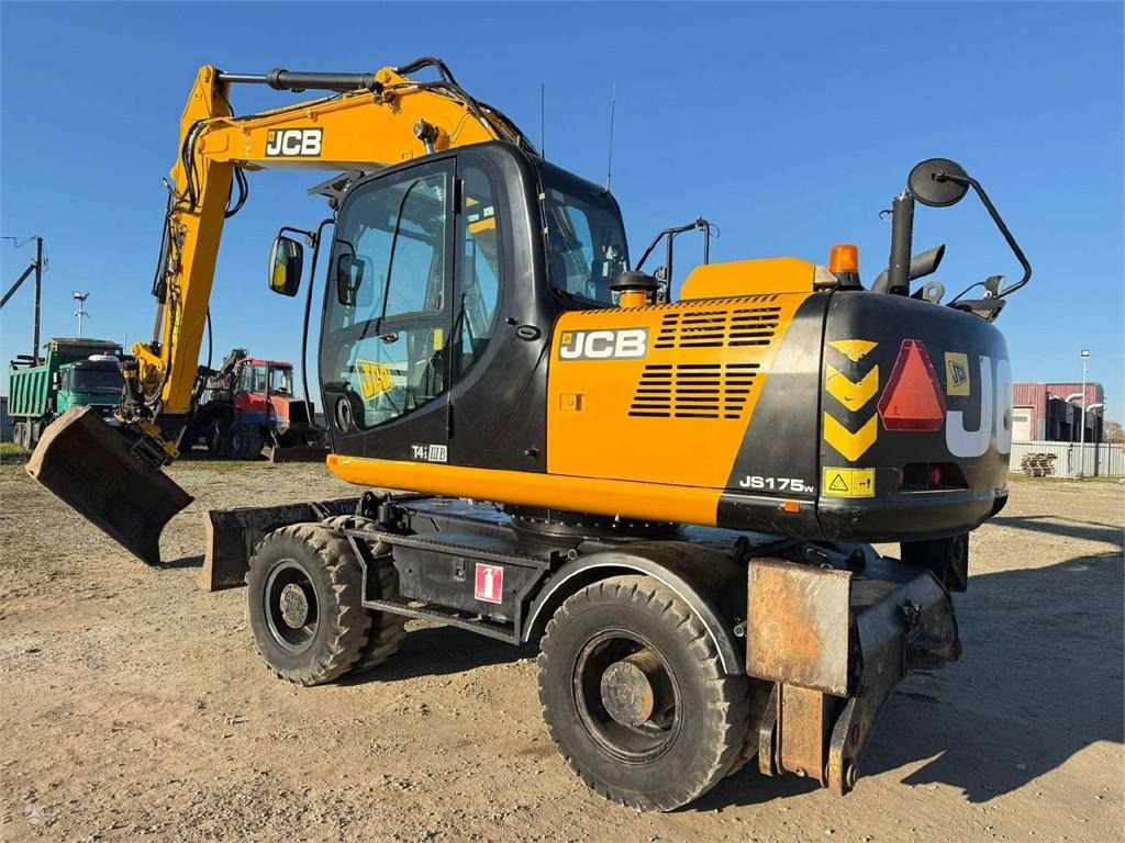 JCB JS 175 W T4i ENGCON + GRAPPLE - Багер на тркала: слика 3 JCB JS 175 W T4i ENGCON + GRAPPLE - Багер на тркала: слика 3