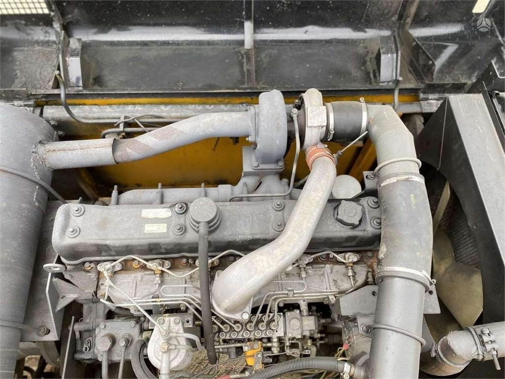 Багер гасеничар JCB JS 330 LC , ISUZU MANUAL PUMP: слика 19