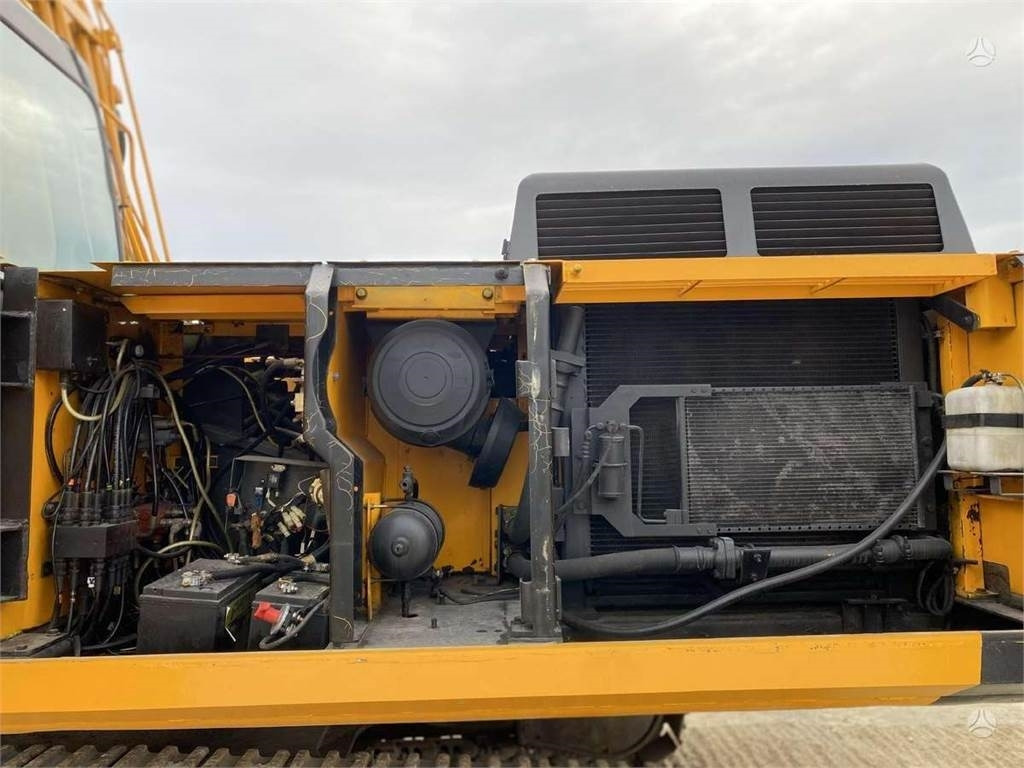 Багер гасеничар JCB JS 330 LC , ISUZU MANUAL PUMP: слика 12