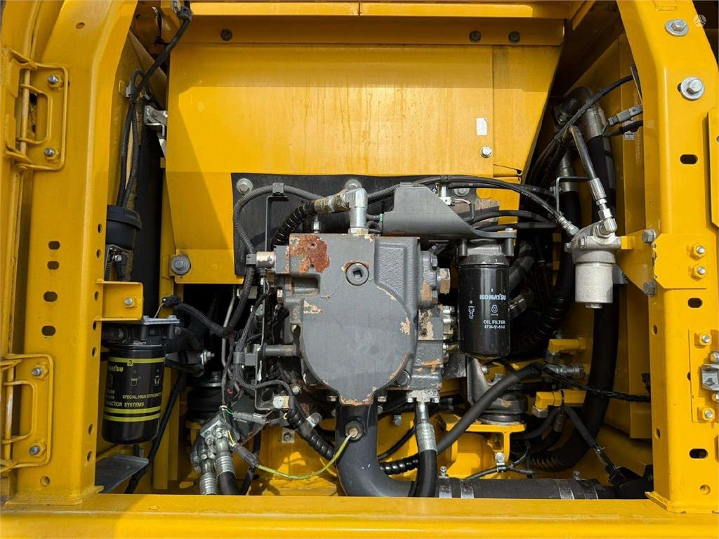 Лизинг на Komatsu PC 240 LC-10 ENGCON ROTOTILT Komatsu PC 240 LC-10 ENGCON ROTOTILT: слика 12 Лизинг на Komatsu PC 240 LC-10 ENGCON ROTOTILT Komatsu PC 240 LC-10 ENGCON ROTOTILT: слика 12