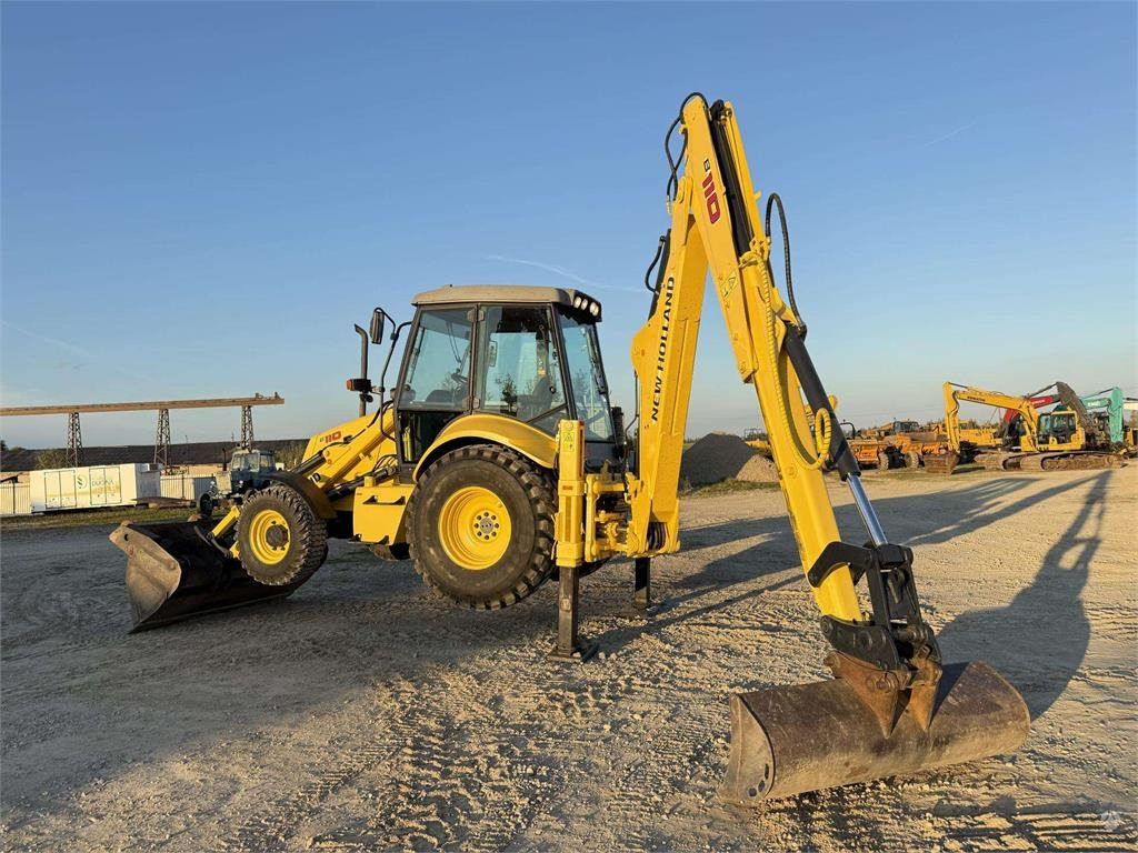 New Holland B 110-4PT , 2 quick couplers - Ровокопач: слика 5 New Holland B 110-4PT , 2 quick couplers - Ровокопач: слика 5