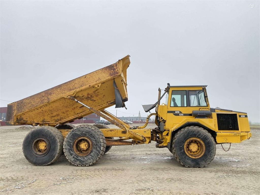 Volvo A25C , Nr.7 - Зглобен истоварувач: слика 2 Volvo A25C , Nr.7 - Зглобен истоварувач: слика 2
