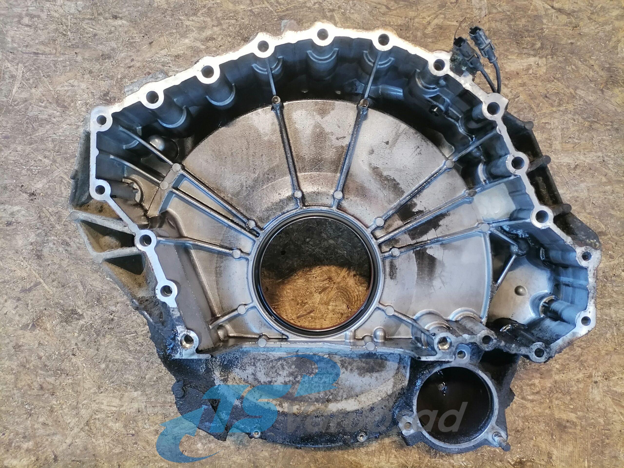 DAF Flywheel housing 1695375 - Замаец за Камион: слика 3 DAF Flywheel housing 1695375 - Замаец за Камион: слика 3