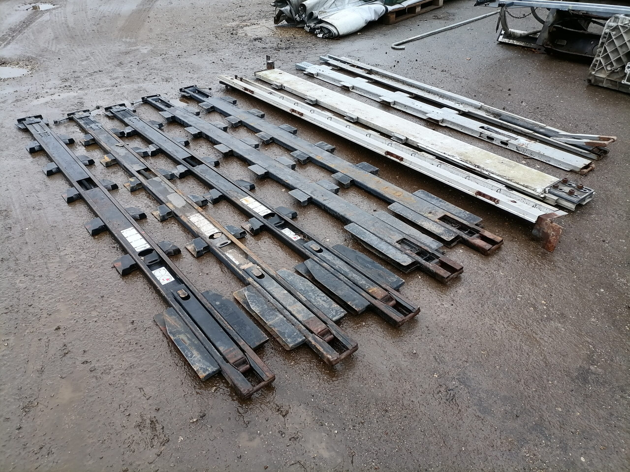 KRONE Haagise tugipostid 515068374 - Универзален дел за Камион: слика 3 KRONE Haagise tugipostid 515068374 - Универзален дел за Камион: слика 3