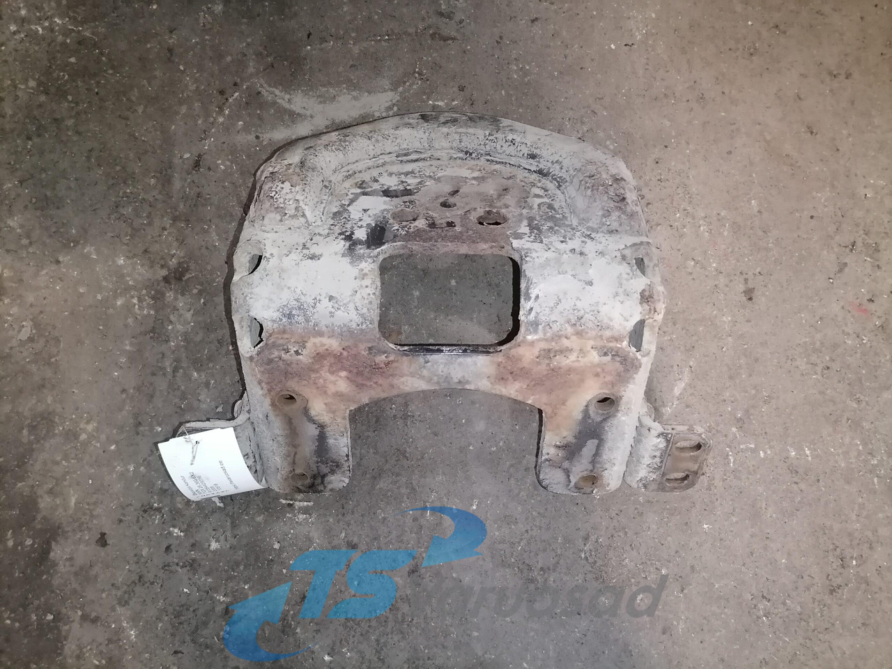 MAN Air spring bracket 81354405016 - Воздушна суспензија за Камион: слика 2 MAN Air spring bracket 81354405016 - Воздушна суспензија за Камион: слика 2