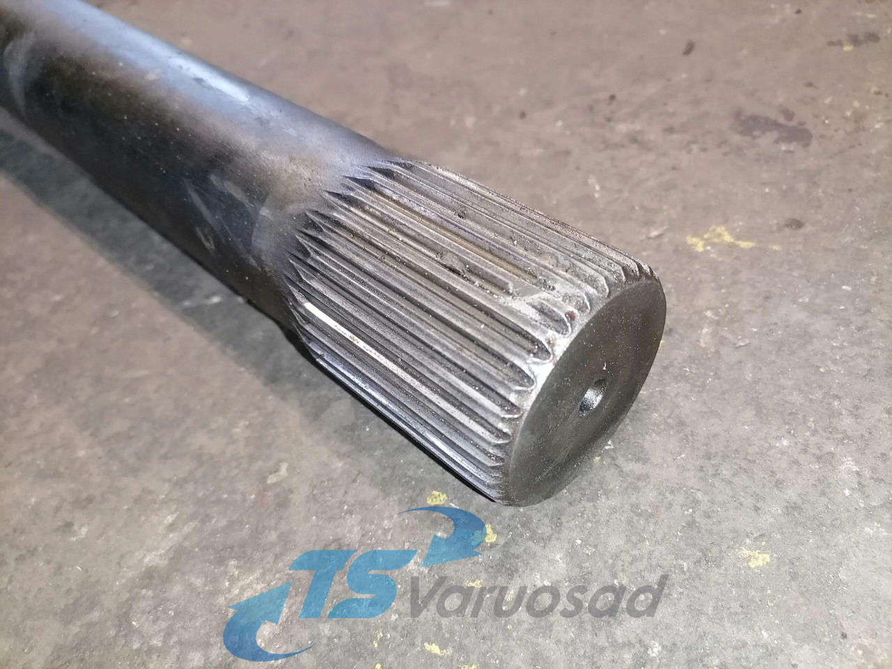 MAN Drive shaft 81355020146 - Погонско вратило за Камион: слика 3 MAN Drive shaft 81355020146 - Погонско вратило за Камион: слика 3