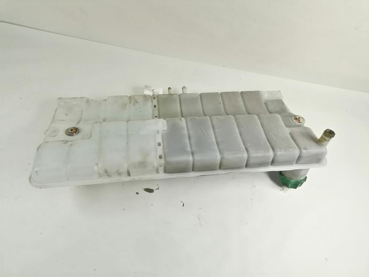 MAN Expansion tank 81061026203 - Универзален дел за Камион: слика 3 MAN Expansion tank 81061026203 - Универзален дел за Камион: слика 3