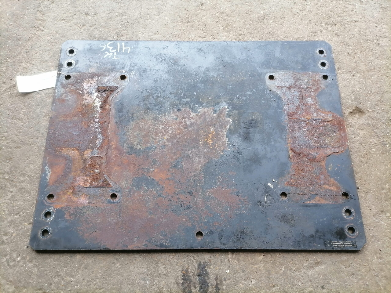 MAN Saddle plate 81427150036 - Спојка на петто тркало за Камион: слика 2 MAN Saddle plate 81427150036 - Спојка на петто тркало за Камион: слика 2