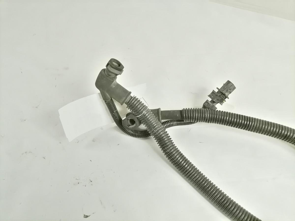 Scania ADBlue voolik 2432082 - Систем за гориво за Камион: слика 3 Scania ADBlue voolik 2432082 - Систем за гориво за Камион: слика 3