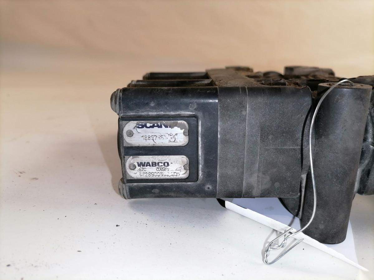 Scania Air suspension control valve, ECAS 1889796 - Кочионен вентил за Камион: слика 4 Scania Air suspension control valve, ECAS 1889796 - Кочионен вентил за Камион: слика 4