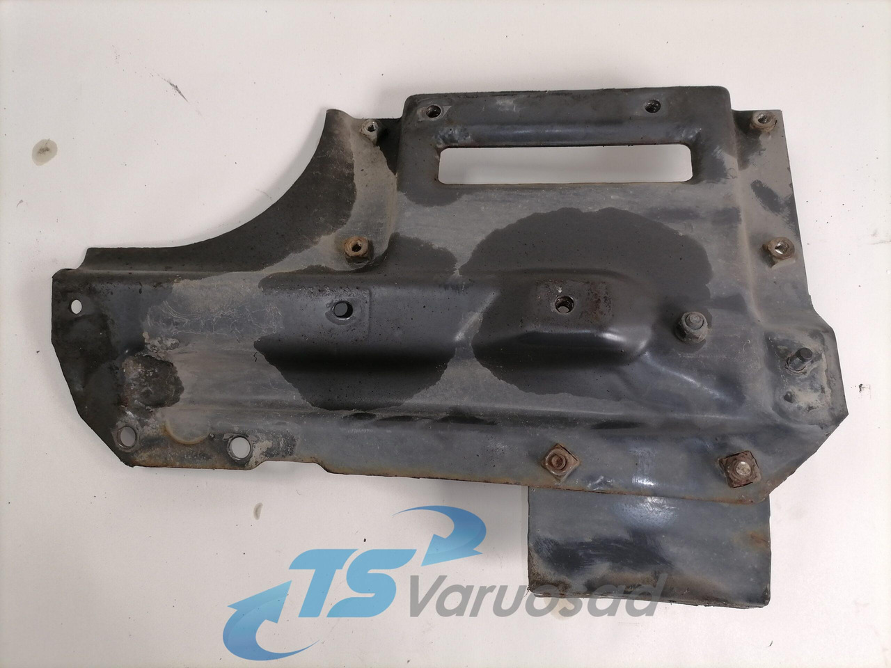 Scania Bumper bracket 1431582 - Браник за Камион: слика 2 Scania Bumper bracket 1431582 - Браник за Камион: слика 2