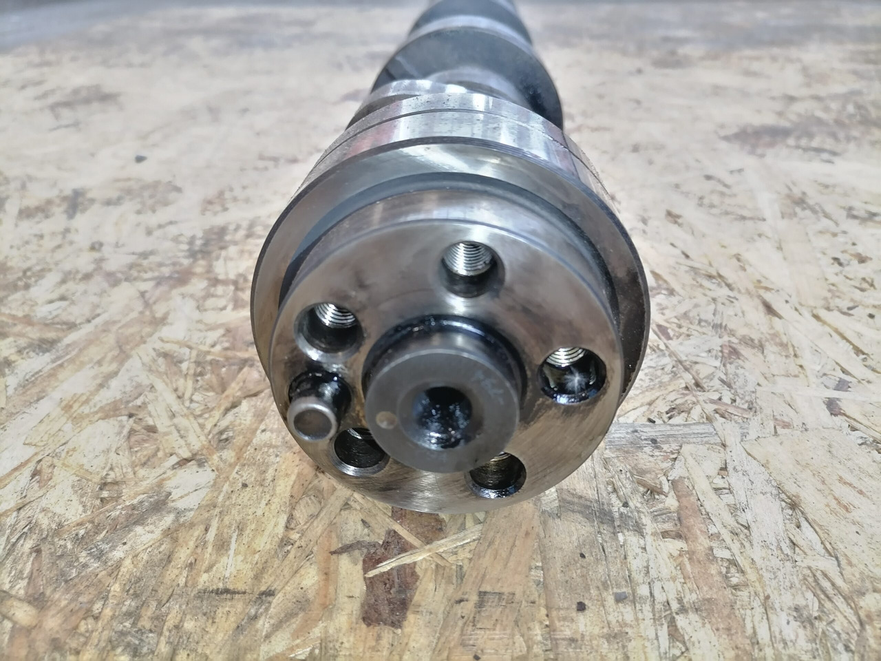 Scania Camshaft 1748794 - Брегаста оска за Камион: слика 2 Scania Camshaft 1748794 - Брегаста оска за Камион: слика 2