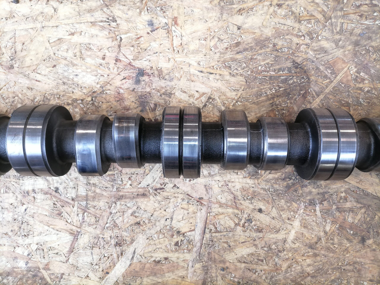 Scania Camshaft 1748794 - Брегаста оска за Камион: слика 5 Scania Camshaft 1748794 - Брегаста оска за Камион: слика 5