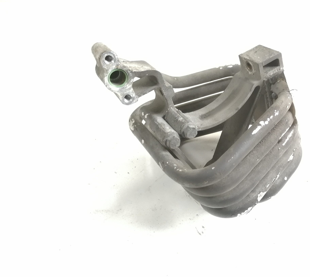 Scania Compressor air pipe 1798270 - Компресор на воздушна кочница за Камион: слика 2 Scania Compressor air pipe 1798270 - Компресор на воздушна кочница за Камион: слика 2