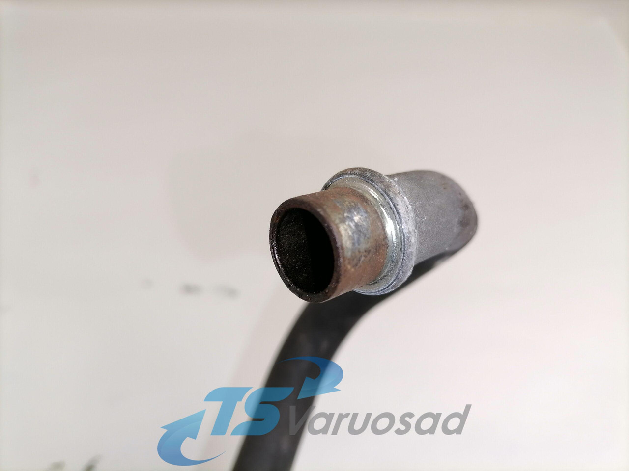 Scania Compressor air pipe 1801078 - Компресор на воздушна кочница за Камион: слика 2 Scania Compressor air pipe 1801078 - Компресор на воздушна кочница за Камион: слика 2