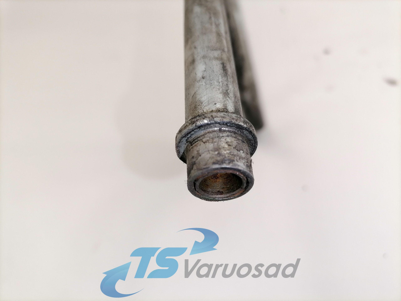 Scania Compressor air pipe 1863947 - Компресор на воздушна кочница за Камион: слика 2 Scania Compressor air pipe 1863947 - Компресор на воздушна кочница за Камион: слика 2