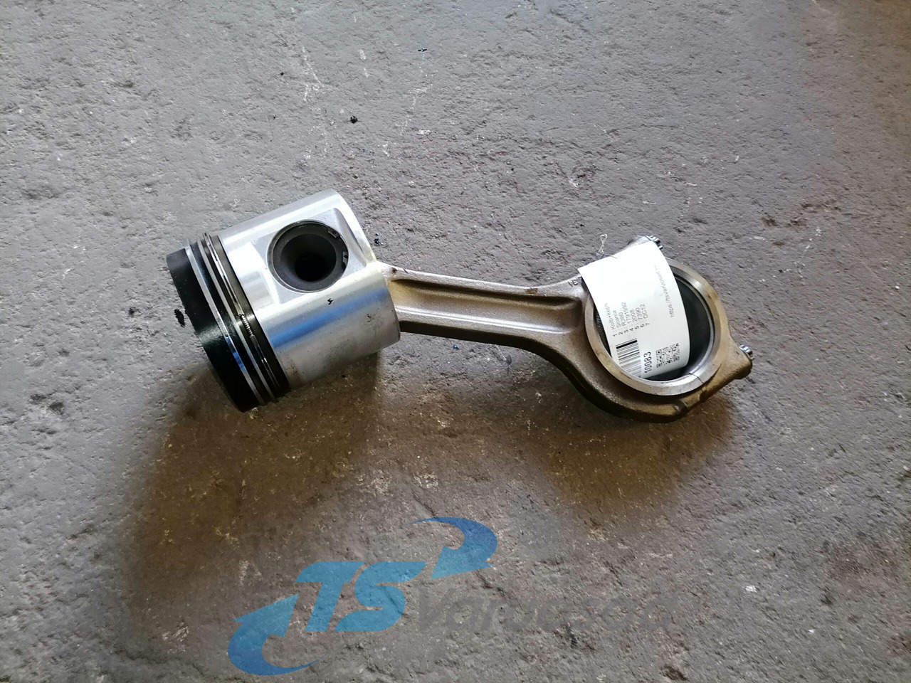 Scania Connecting rod + piston 1791992 - Клипови/ Прстени/ Изолациони чаури за Камион: слика 1 Scania Connecting rod + piston 1791992 - Клипови/ Прстени/ Изолациони чаури за Камион: слика 1