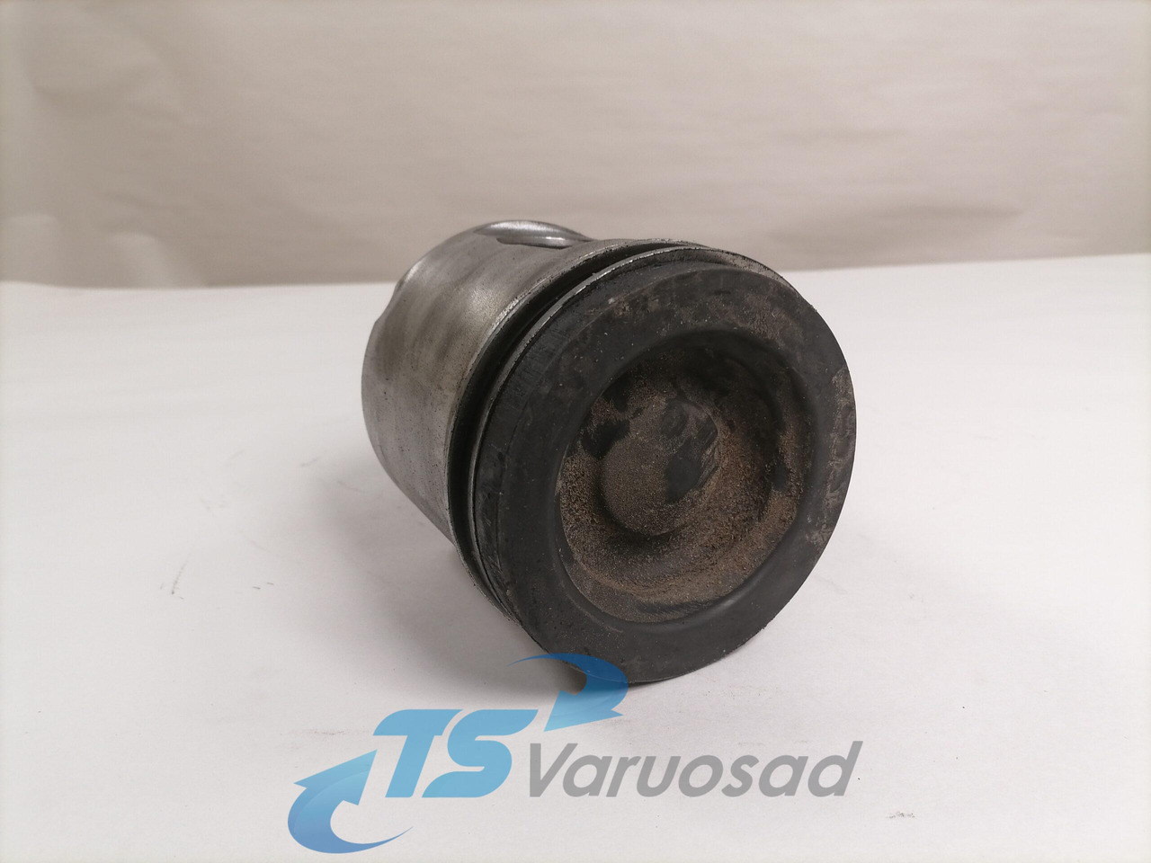 Scania Connecting rod + piston 1798596 - Клипови/ Прстени/ Изолациони чаури за Камион: слика 4 Scania Connecting rod + piston 1798596 - Клипови/ Прстени/ Изолациони чаури за Камион: слика 4