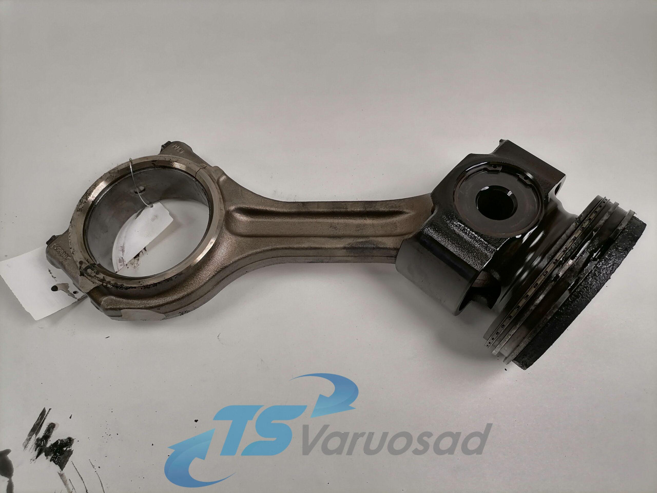 Scania Connecting rod + piston 2190306 - Клипови/ Прстени/ Изолациони чаури за Камион: слика 3 Scania Connecting rod + piston 2190306 - Клипови/ Прстени/ Изолациони чаури за Камион: слика 3