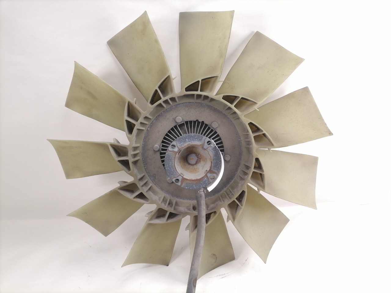 Scania Cooling fan 2078557 - Фен за Камион: слика 2 Scania Cooling fan 2078557 - Фен за Камион: слика 2