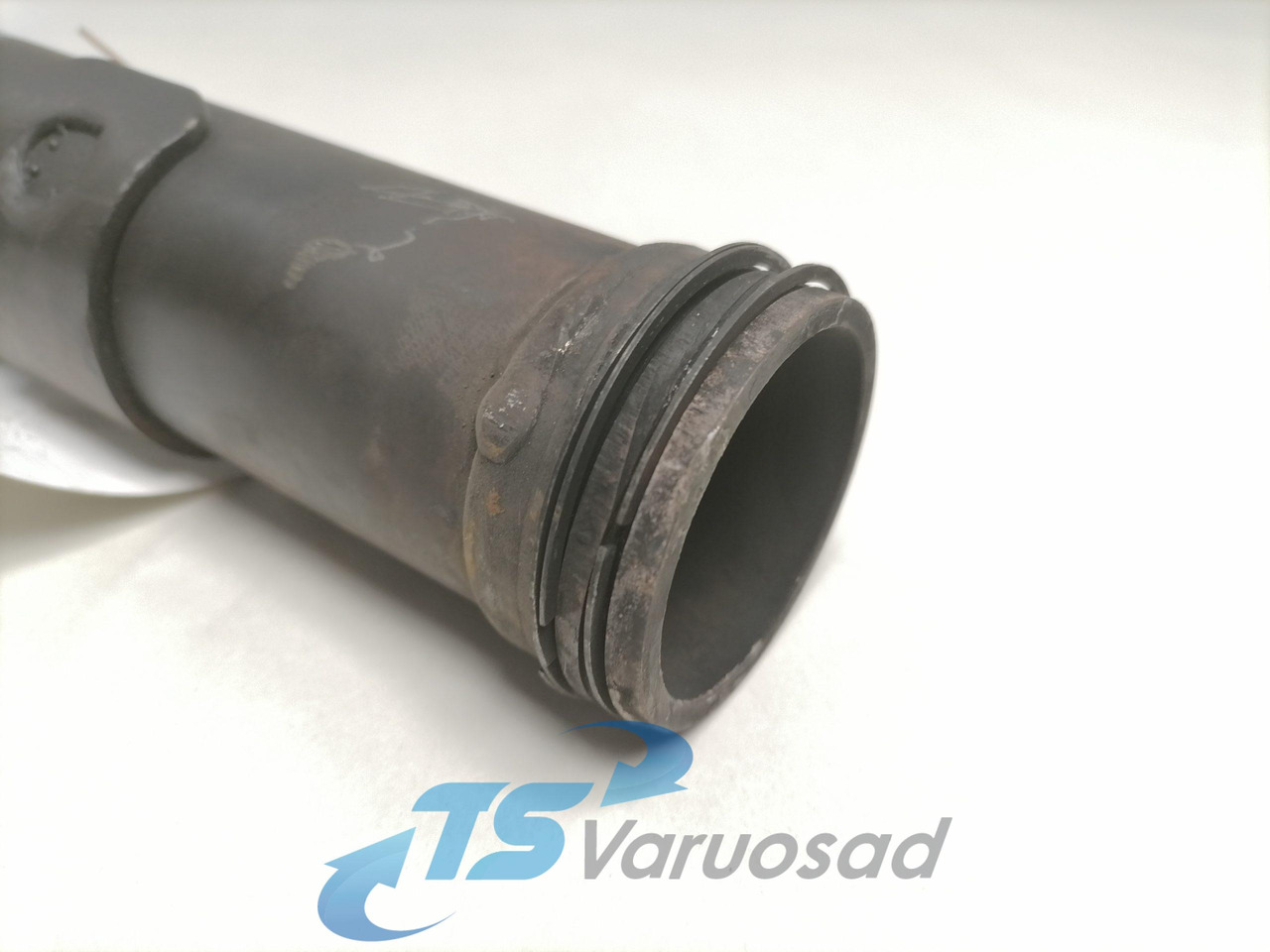 Scania EGR pipe 1528100 - Издувен систем за Камион: слика 4 Scania EGR pipe 1528100 - Издувен систем за Камион: слика 4