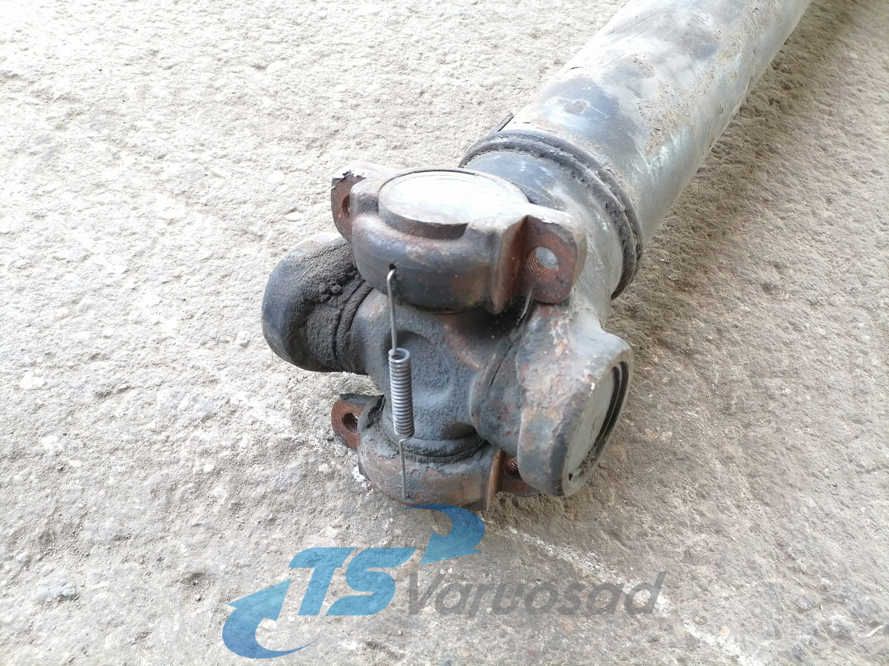 Scania Propeller shaft 1758600 - Карданско вратило за Камион: слика 2 Scania Propeller shaft 1758600 - Карданско вратило за Камион: слика 2