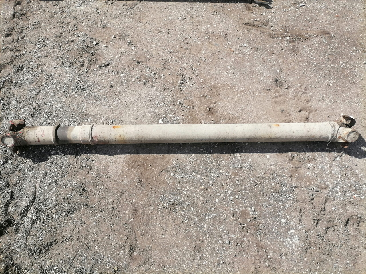 Scania Propeller shaft 1758613 - Карданско вратило за Камион: слика 2 Scania Propeller shaft 1758613 - Карданско вратило за Камион: слика 2