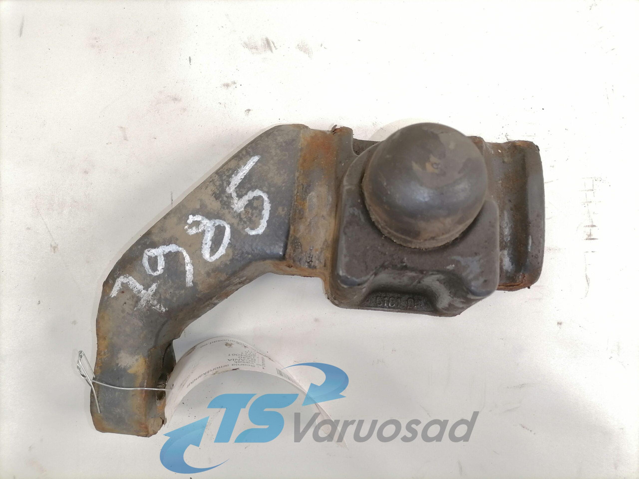 Scania Shock absorber mounting 1354061 - Суспензија за Камион: слика 2 Scania Shock absorber mounting 1354061 - Суспензија за Камион: слика 2