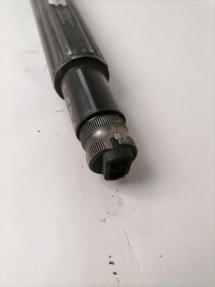 Scania Steering column 1520426 - Волан за управување за Камион: слика 4 Scania Steering column 1520426 - Волан за управување за Камион: слика 4