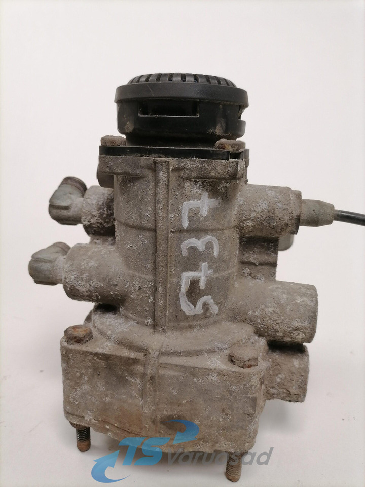 Scania Trailer brake pressure control 1350096 - Кочионен вентил за Камион: слика 1 Scania Trailer brake pressure control 1350096 - Кочионен вентил за Камион: слика 1