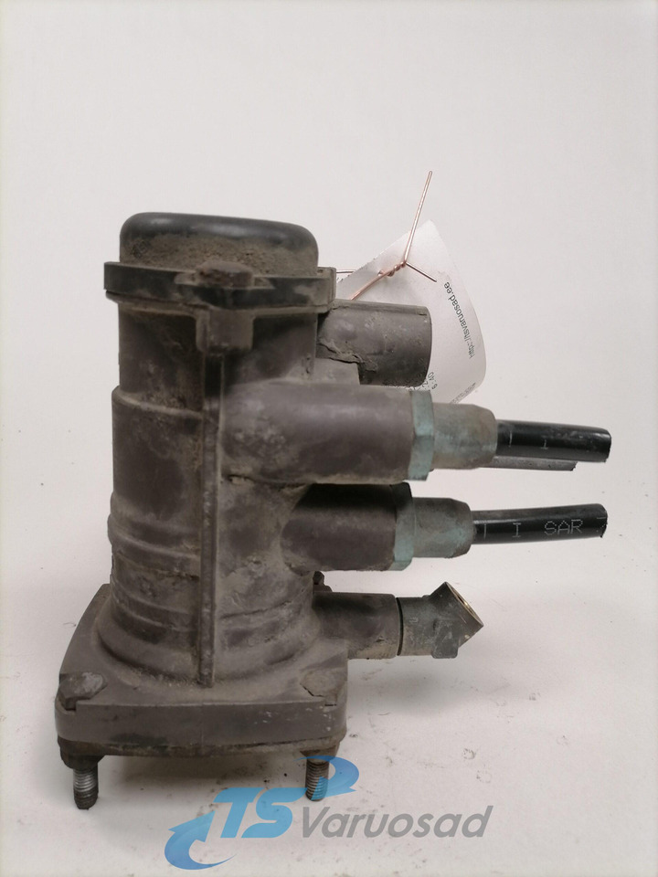 Scania Trailer brake pressure control 1790879 - Кочионен вентил за Камион: слика 2 Scania Trailer brake pressure control 1790879 - Кочионен вентил за Камион: слика 2